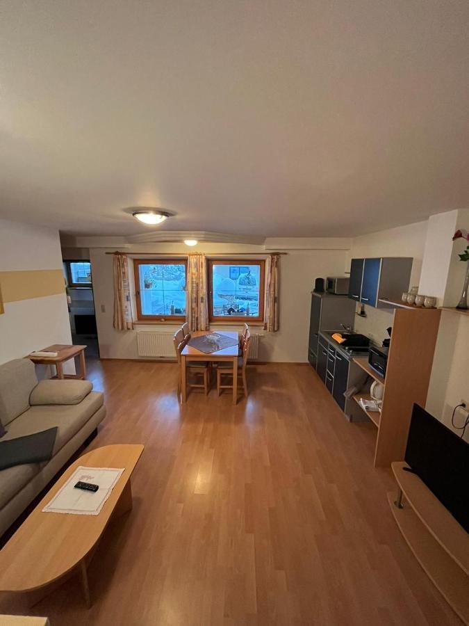 Ferienwohnung Gertraud Und Peter Geisler Finkenberg Zewnętrze zdjęcie